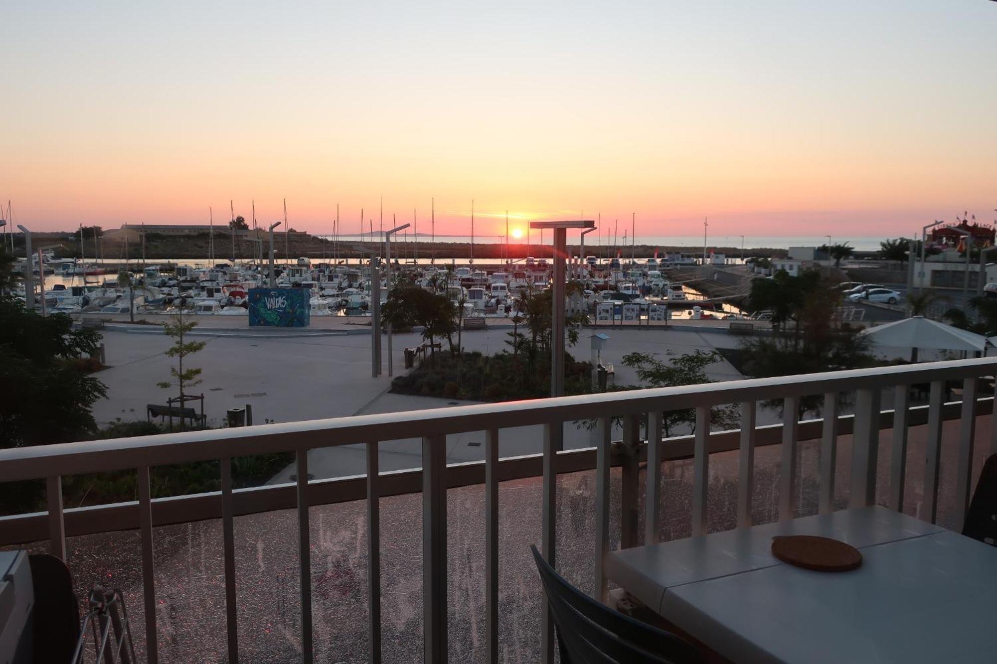 Studio Valras Vue Port Et Mer Wi-Fi Gratuit Kültér fotó